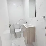 Апартаменты Poolside Lux *