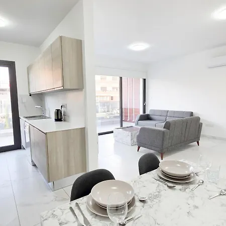 Apartmán Poolside Lux